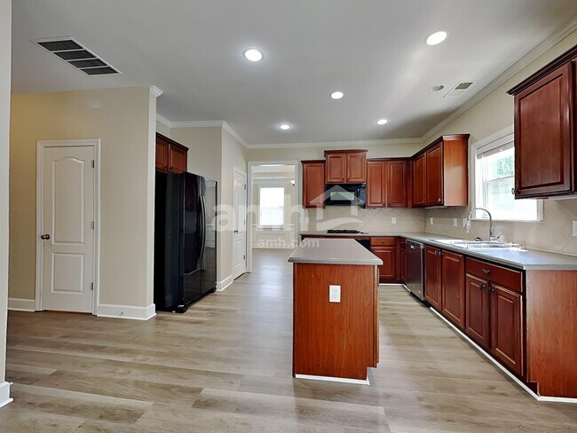 Foto del edificio - 111 Woodview Ct