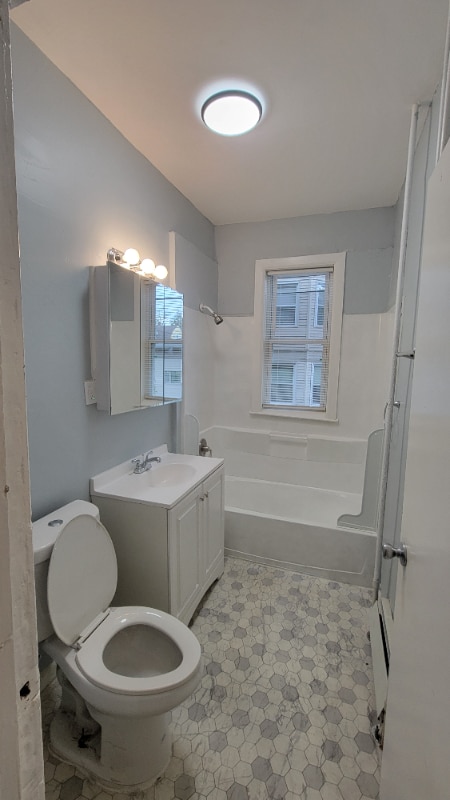 Building Photo - 21-23-23 Ellsworth St