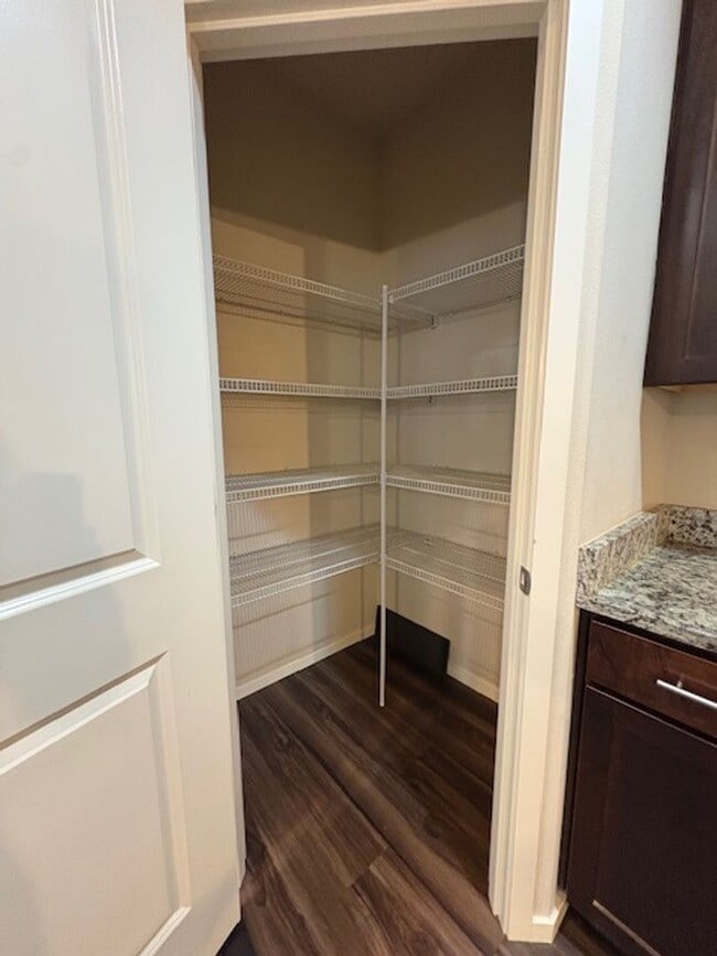 Foto del edificio - Beautiful 4-bedroom 2.5 bath home