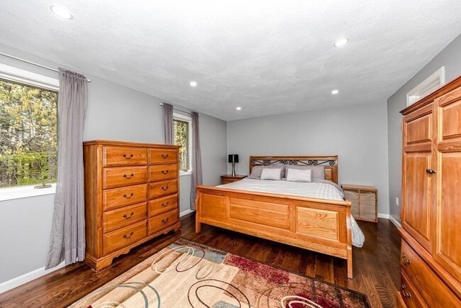 Building Photo - 23 Deer Path