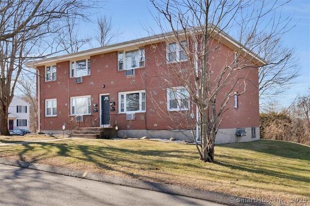 Building Photo - 63 Maynard St