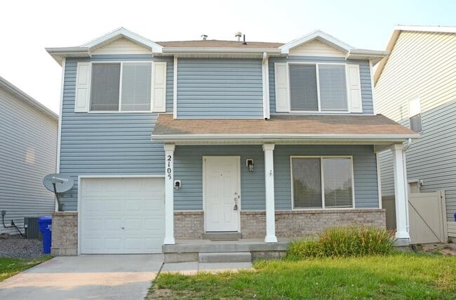 Building Photo - 2105 Eagle Crest Way