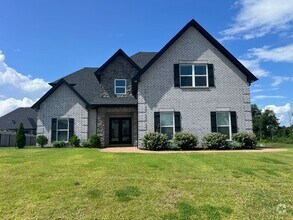 Building Photo - 800 Becham Kenneth Cir