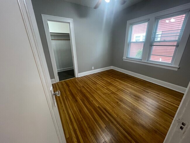 Foto del edificio - 3706 N Penn Ave