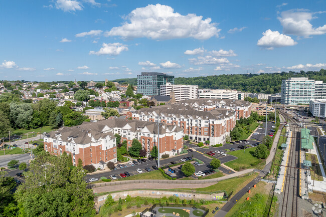 Aerial Photo - Grande at Riverview