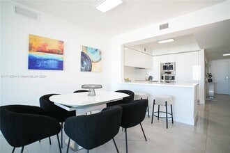 Building Photo - 300 Sunny Isles Blvd