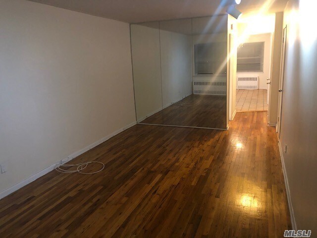Building Photo - 25-40-2578 78th St