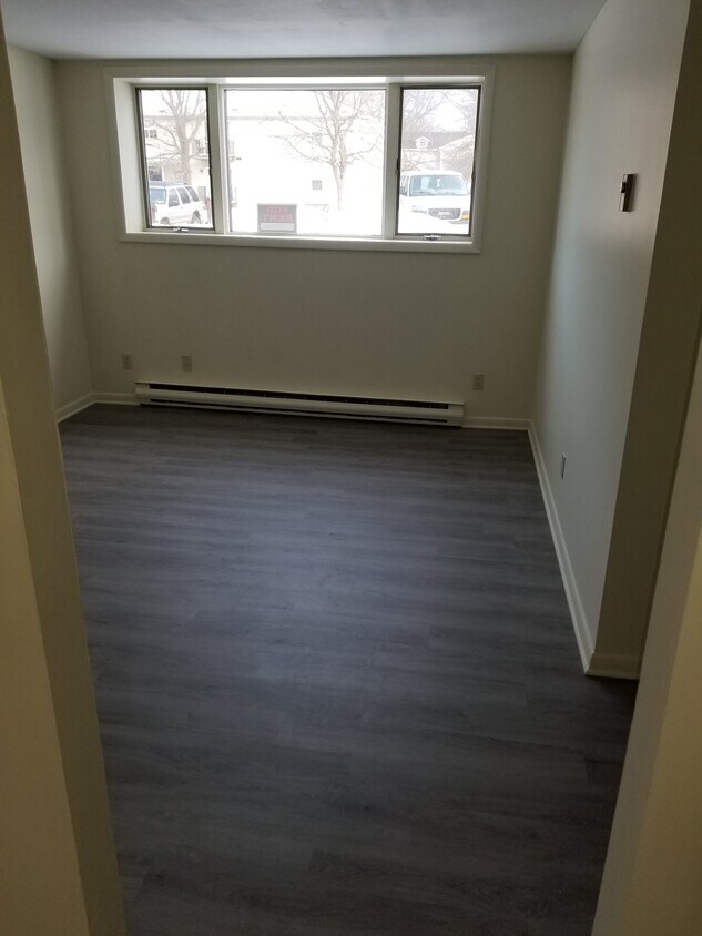 Sala de estar - 801 Cedarwood Dr