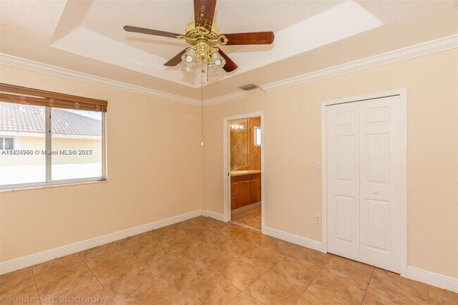 Foto del edificio - 17987 NW 74th Path