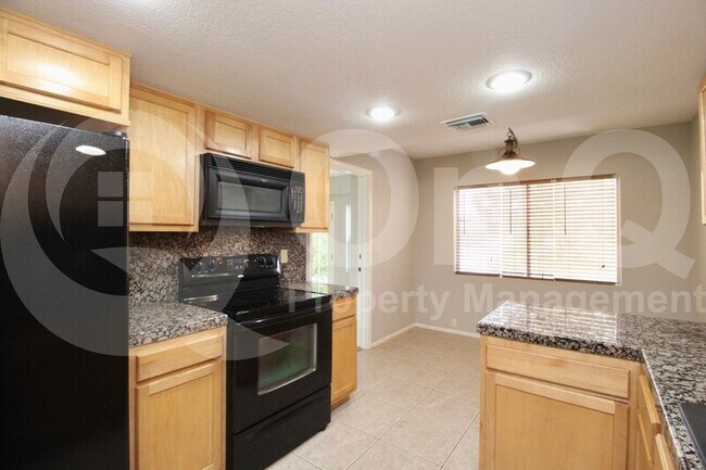 Foto del edificio - 2432 N Augusta Dr