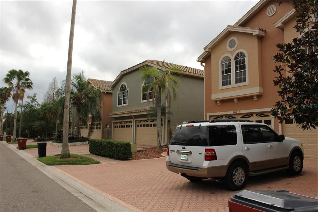 Primary Photo - 1590 Lago Vista Blvd