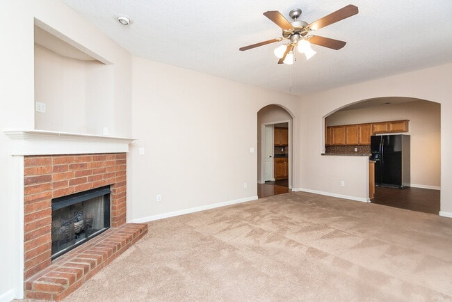 Building Photo - 1506 Lawson Dr