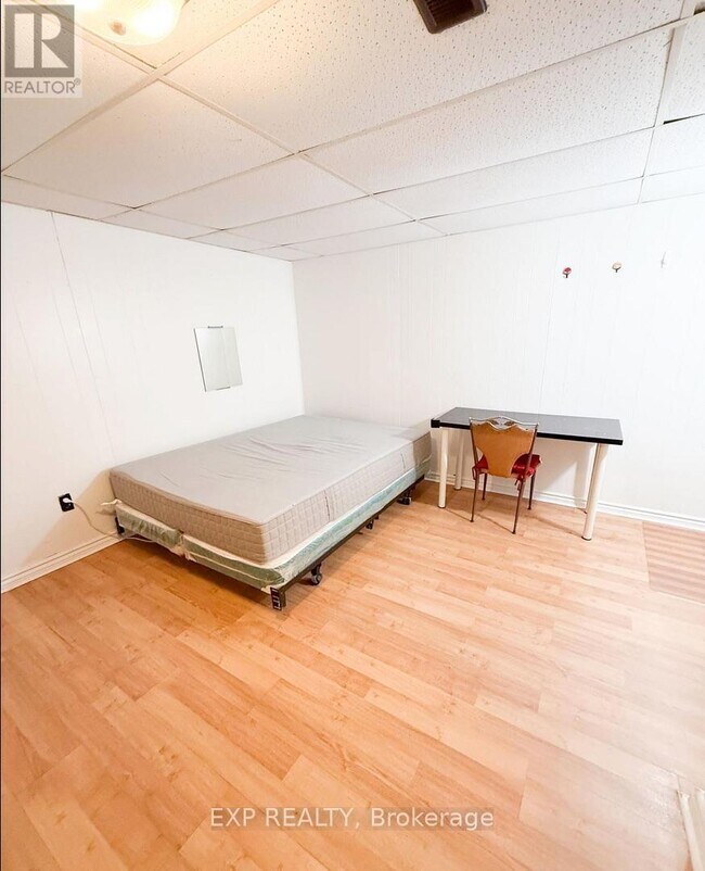 Photo du bâtiment - 500 Drewry Ave