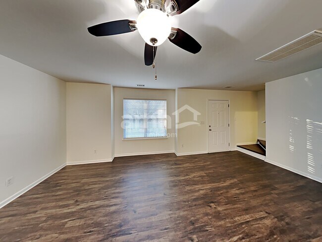 Building Photo - 10630 Turkey Point Dr
