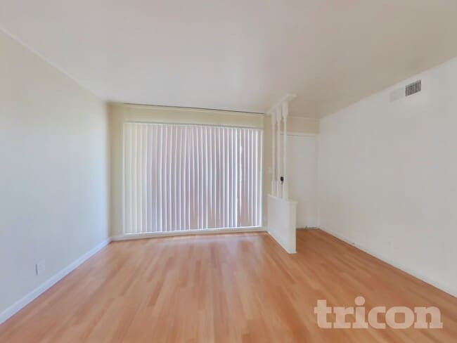 Foto del edificio - 1724 Hemlock St