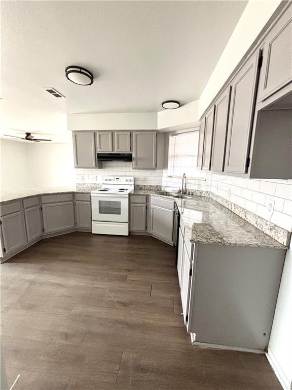 Foto del edificio - 2839 Adrian Ave