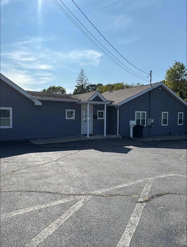 Foto principal - 1135 Washington St