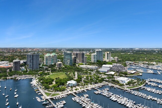 Building Photo - 2655 S Bayshore Dr