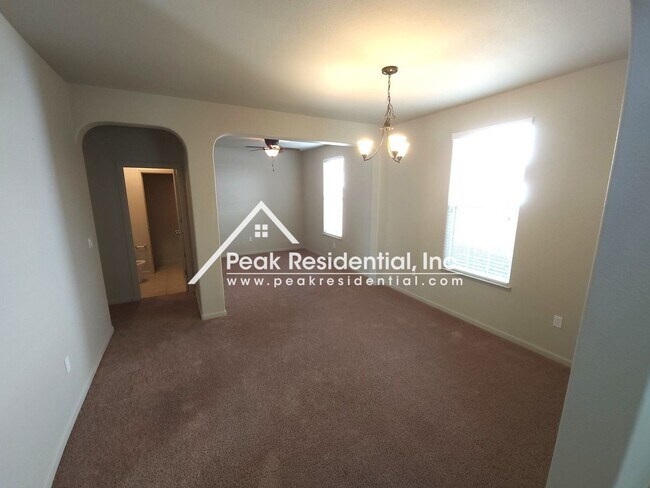 Foto del edificio - 3 br, 2.5 bath House - 9030 Crescenda Lane