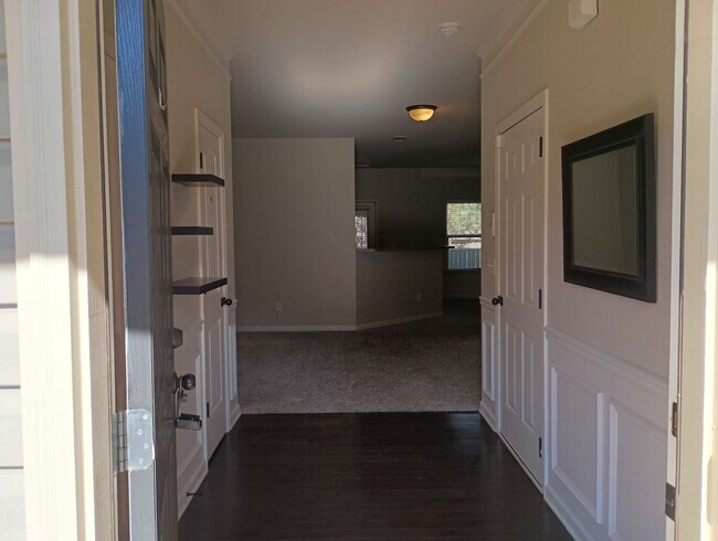 Building Photo - Acworth Townhome