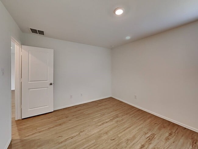 Foto del edificio - 22263 Stoney Ravine Dr