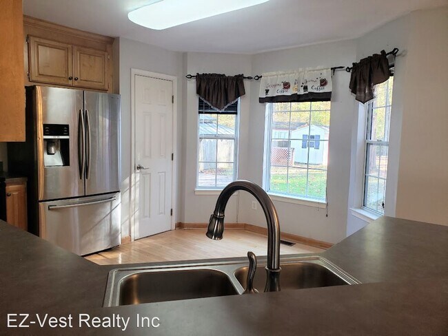 Foto del edificio - 3 br, 2.5 bath House - 106 Brook Lane