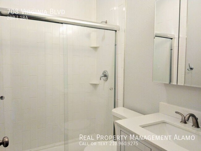 Foto del edificio - 708 Virginia Blvd