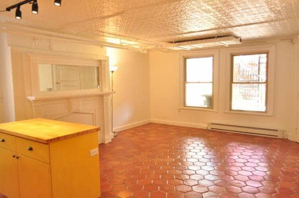 Building Photo - 719 Park Ave