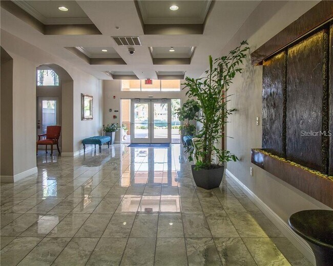Building Photo - 808 3rd Ave W