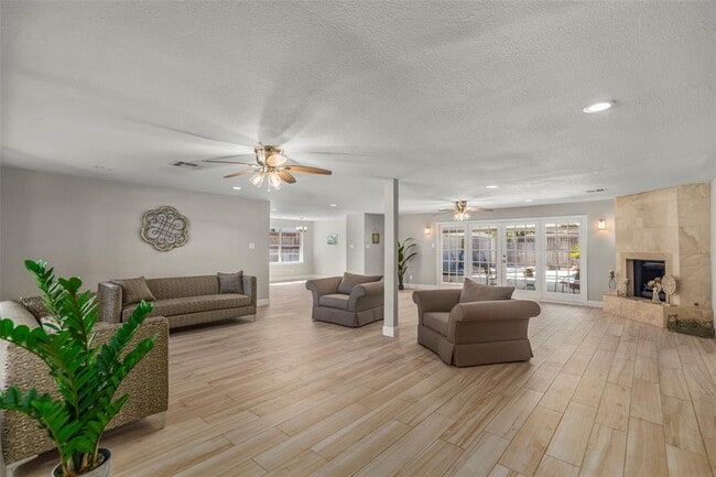 Building Photo - 3730 Tartan Ln