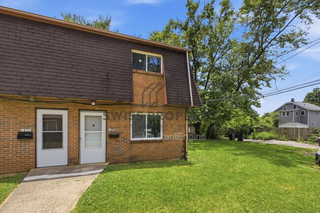 Foto del edificio - 1579 Briarwood Ave
