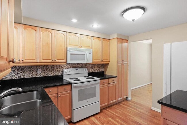 Building Photo - 5439 Plymouth Meadows Ct