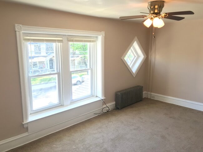 Building Photo - 341 Juniper St