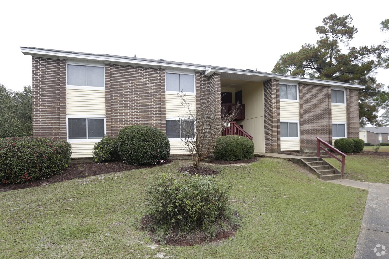Lafayette Square Apartments Apartments in Camden, SC