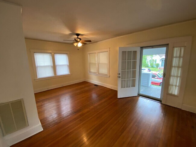 Photo - Inviting Home Near ODU