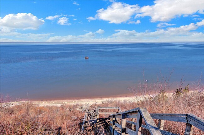 Foto del edificio - 45 Culross Dr