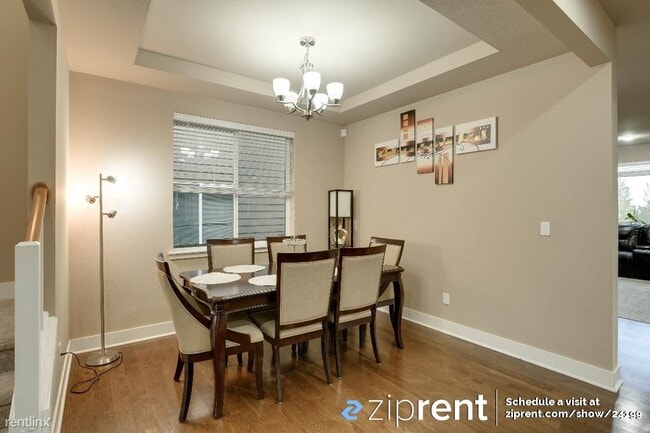 Foto del edificio - 5 br, 3 bath House - 20609 Meridian Ave S,...