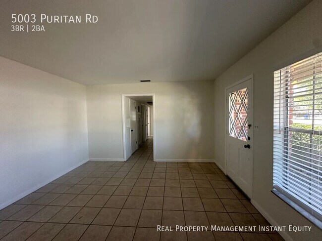 Foto del edificio - 5003 Puritan Rd