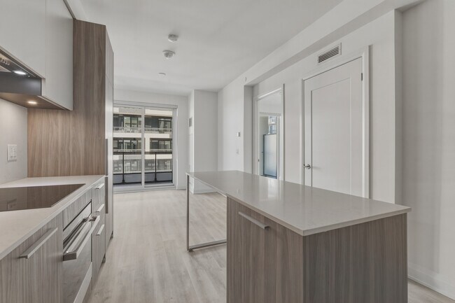 Photo du bâtiment - 65 Broadway Ave