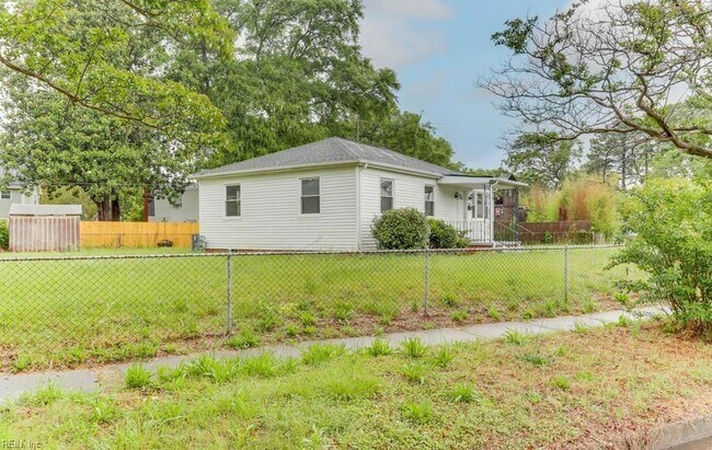 Building Photo - 7725 Fayver Ave