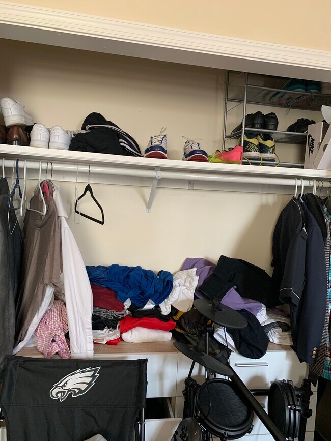 Building Photo - 1840 W Master St