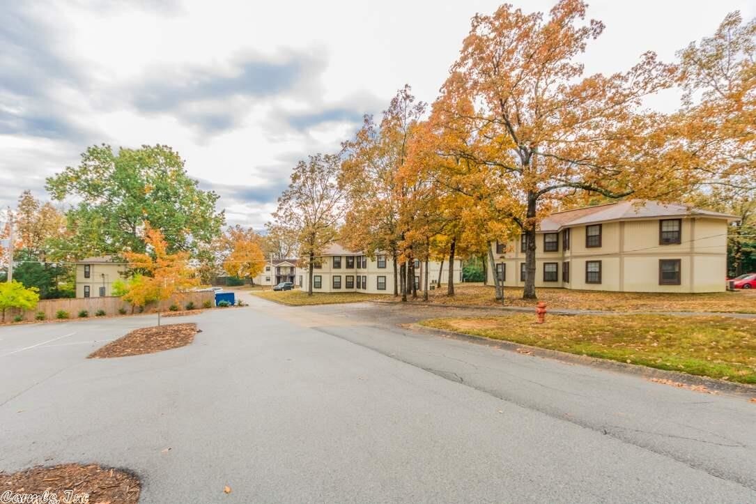 Primary Photo - 8815 Woodbine Dr