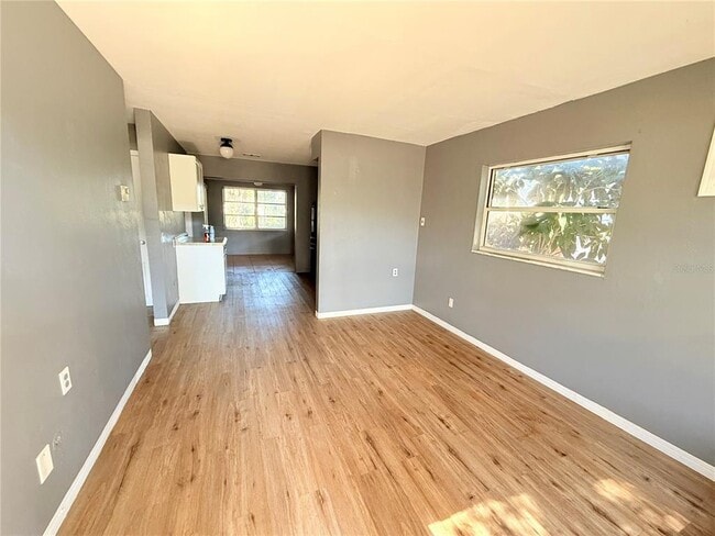 Foto del edificio - 731 71st Ave N