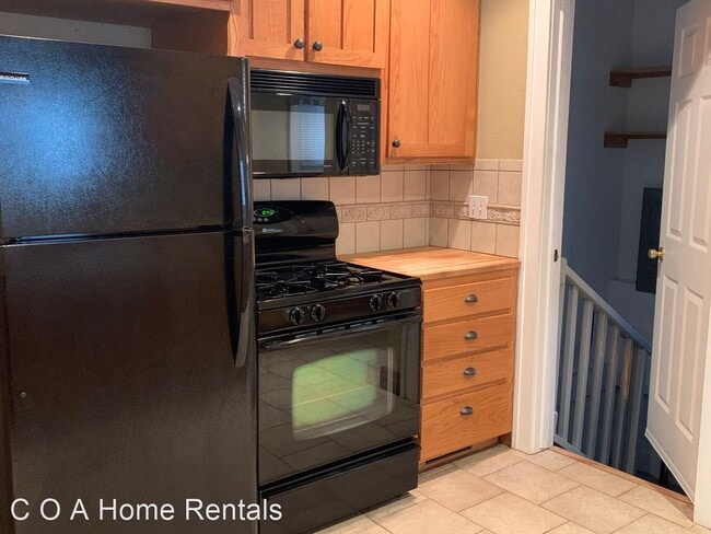 Building Photo - 1 br, 1 bath House - 710 S. Spruce