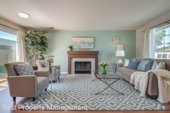 Foto del edificio - 4 br, 2.5 bath House - 27751 Treat Ln.