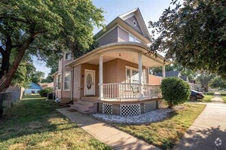Building Photo - 117 W Ellsworth Ave