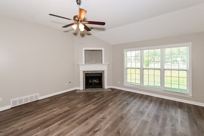 Foto del edificio - 7753 Meadow Ridge Ln