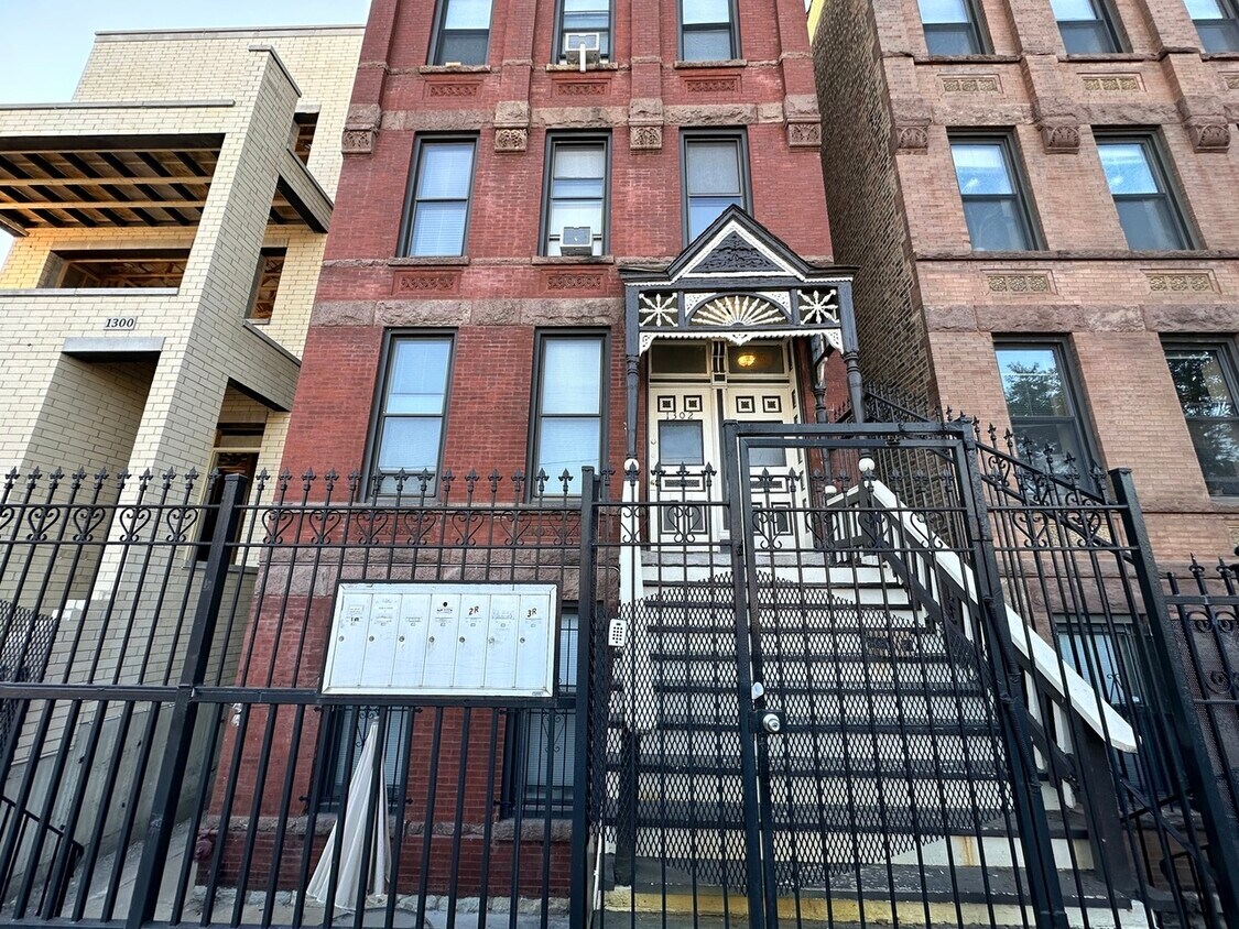 Foto principal - 1302 N Cleaver St
