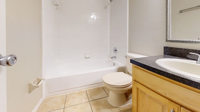 Interior Photo - Alafaya Woods