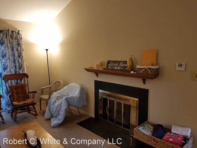 Building Photo - 2 br, 1 bath House - 35 Glenview Drive